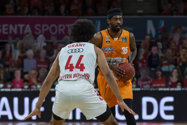 场外因素 场外因素