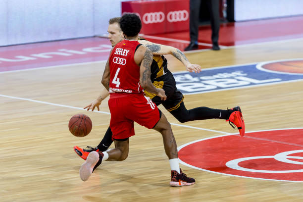 提醒他们在 提醒他们在