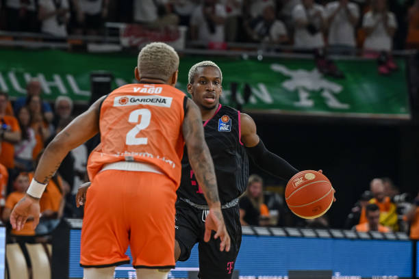 不仅要调整 不仅要调整