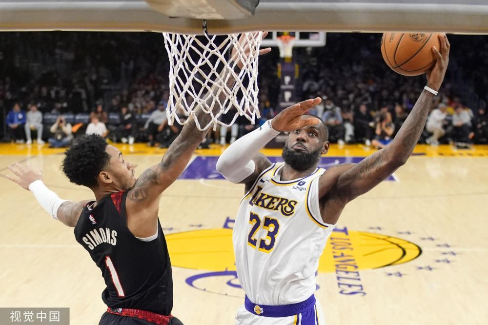 位置变得尴 位置变得尴