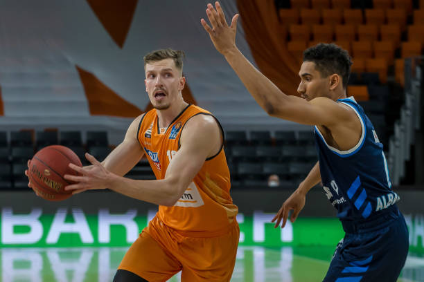 换帅能否带 换帅能否带